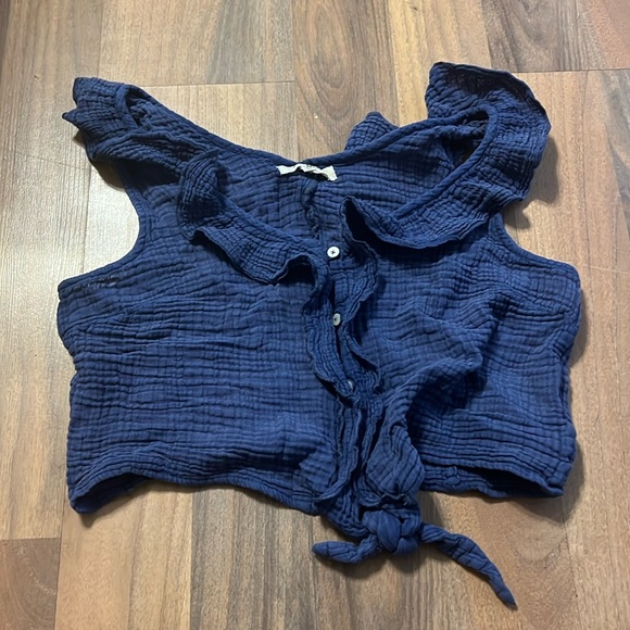 Blue crop top - Picture 1 of 3